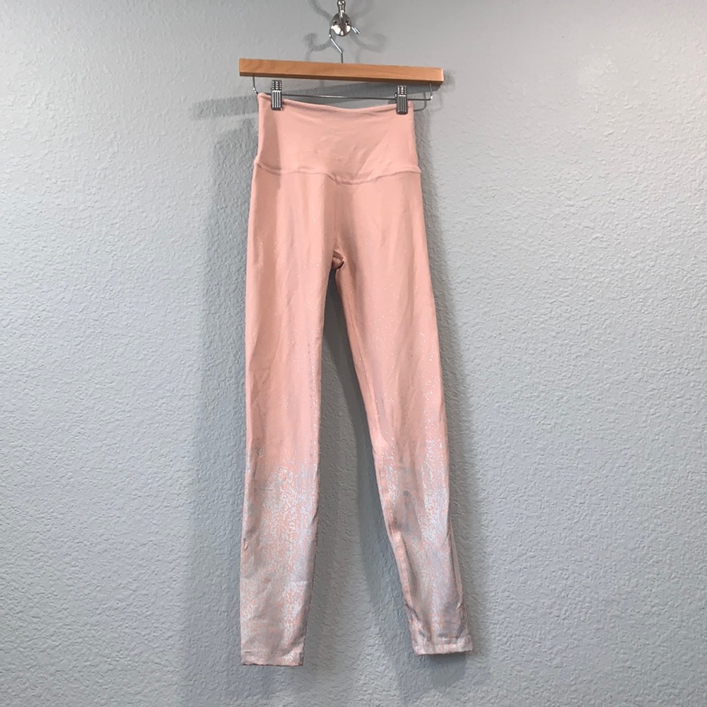 Beyond yoga leggings pink metallic silver ombré
